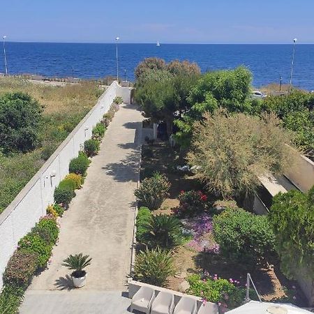 Seagull Apartments - Front And Sea View & Airport Bari Exterior photo