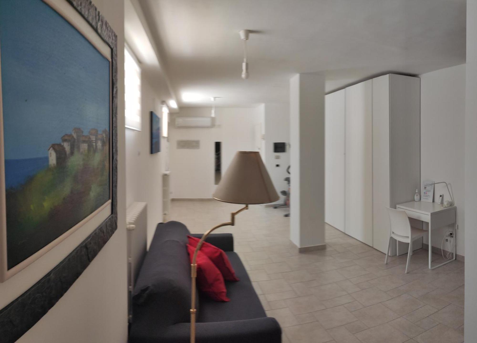 Seagull Apartments - Front And Sea View & Airport Bari Exterior photo